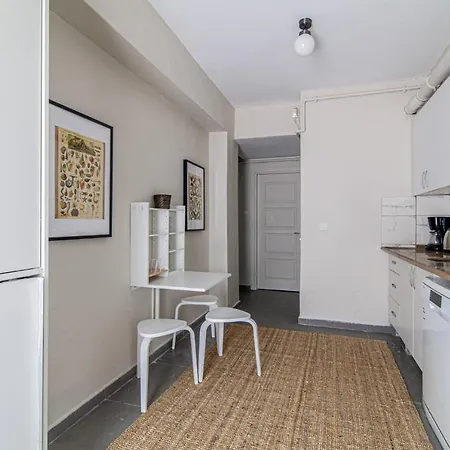 Charming Flat With Backyard Close To Zorlu Center Apartment Istanbul